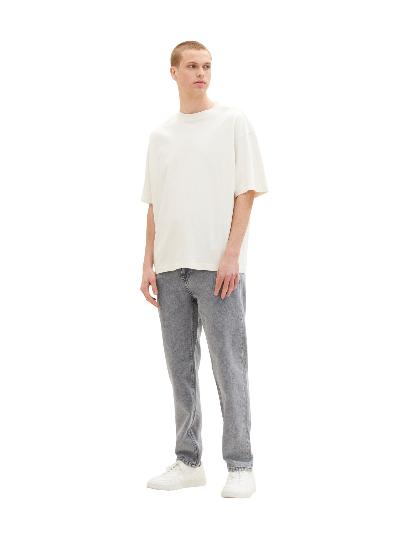 Loose Fit Jeans