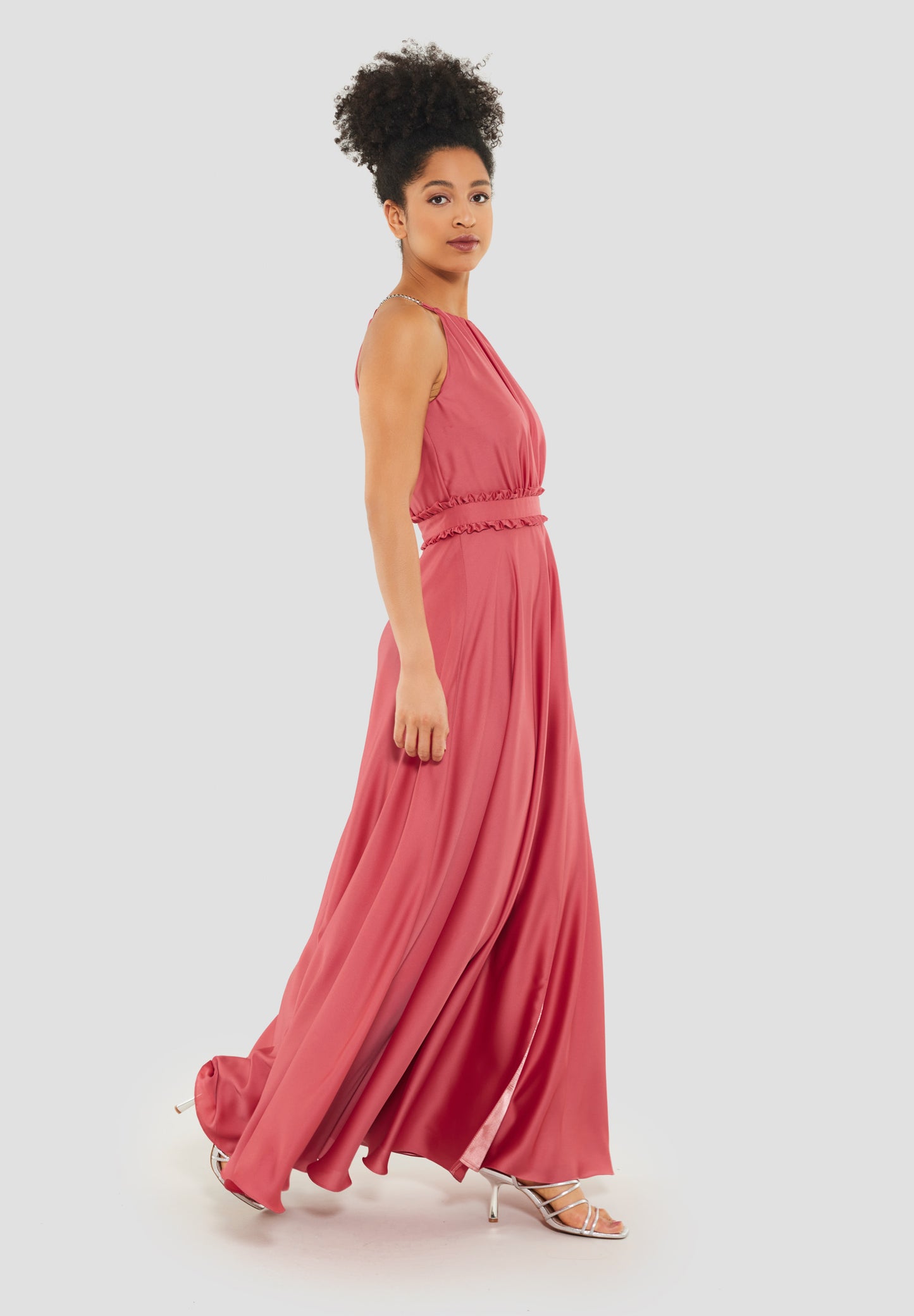 Abendkleid aus nachhaltigem Satin