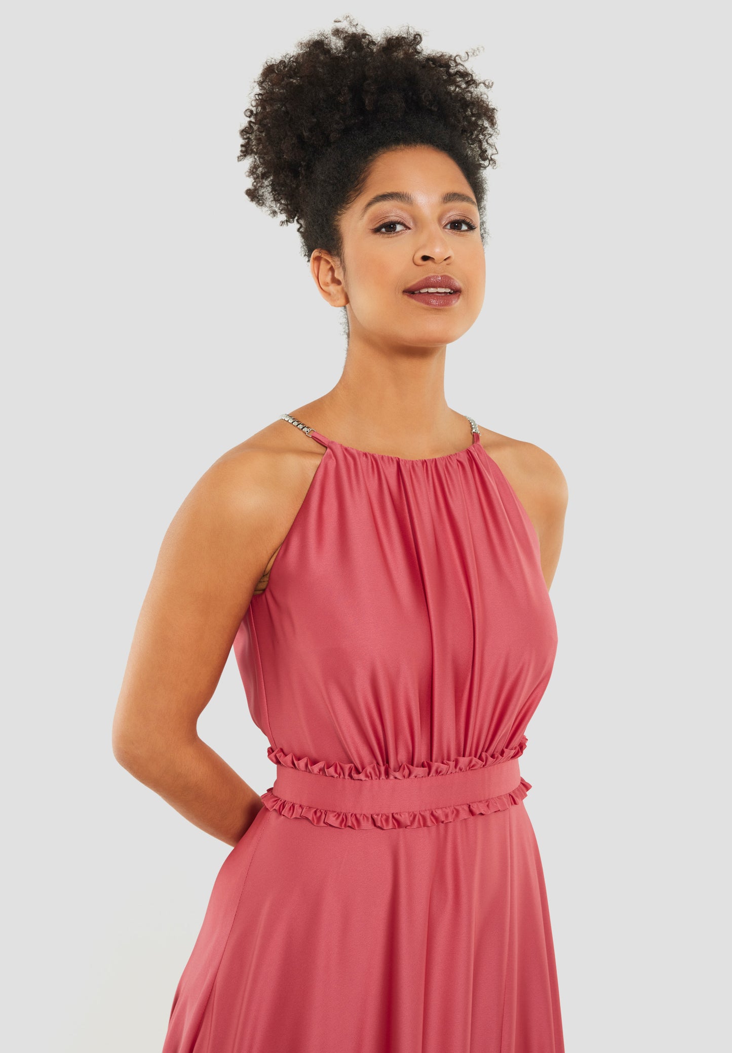 Abendkleid aus nachhaltigem Satin