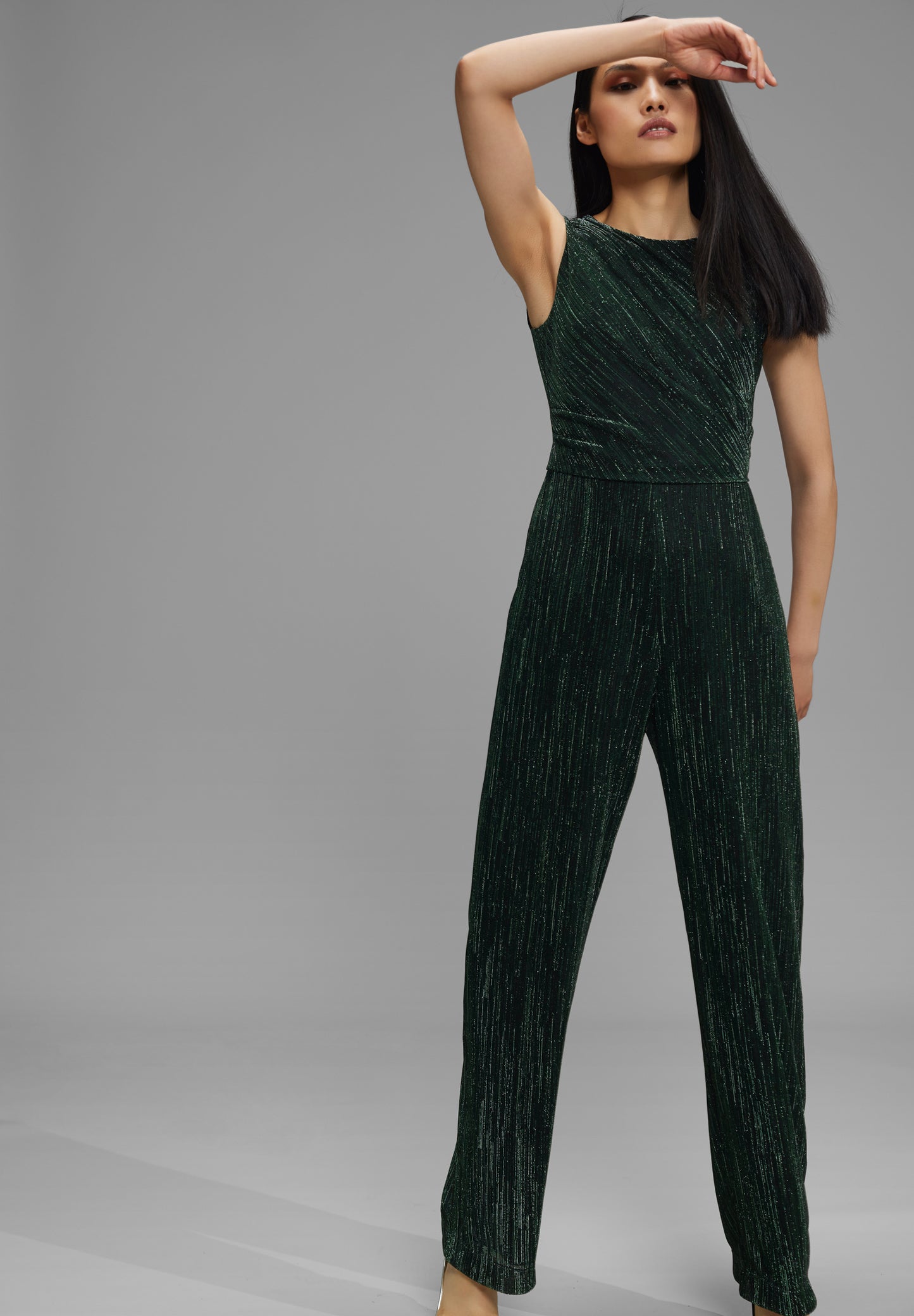 Festlicher Jumpsuit mit Metallic-Fäden