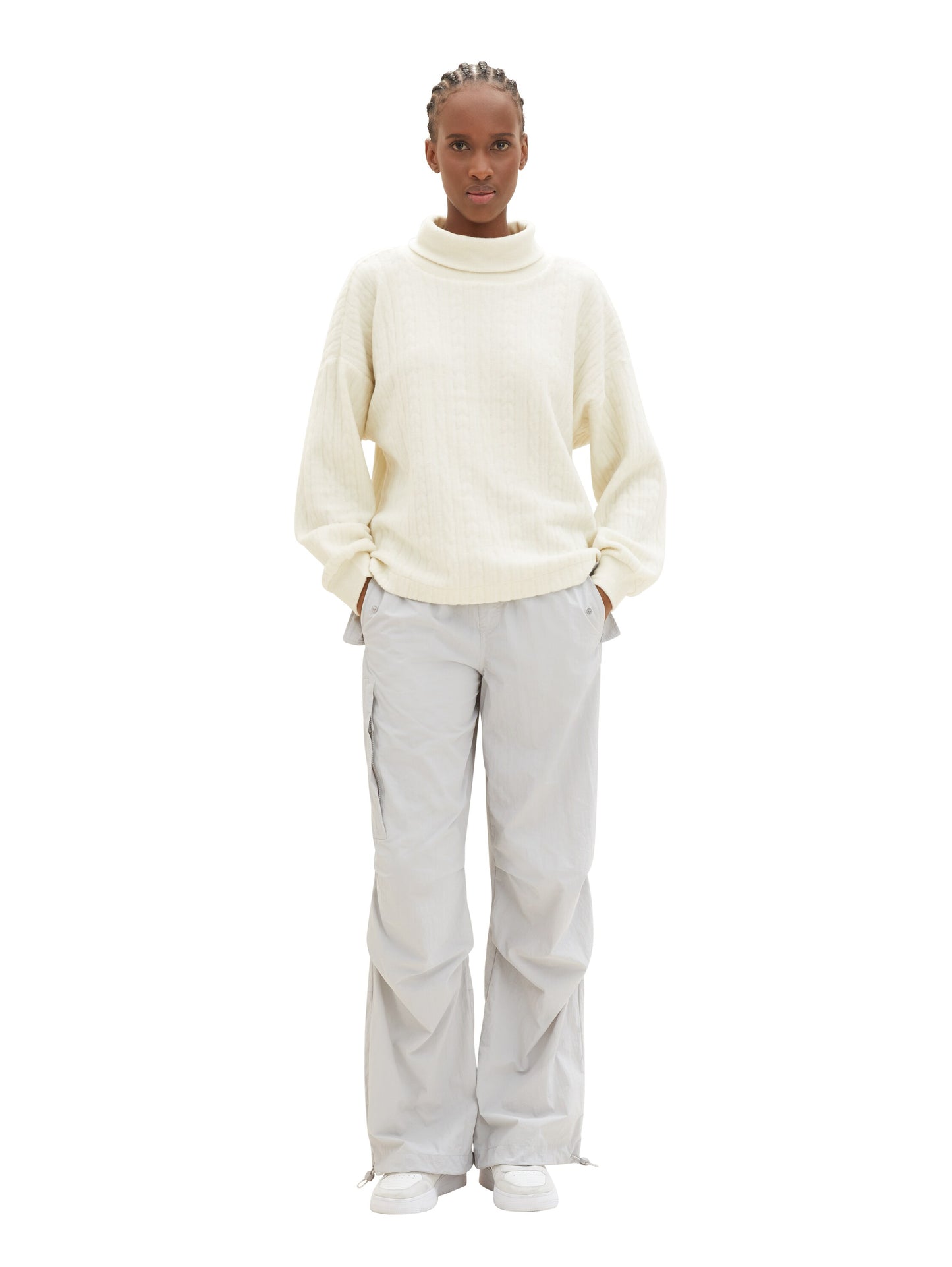 Sweater mit Stehkragen