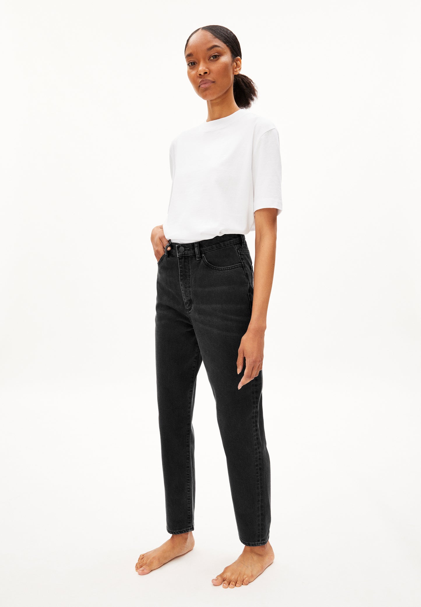 MAIRAA Denims / 5 Pockets Mom Solid, ebony black