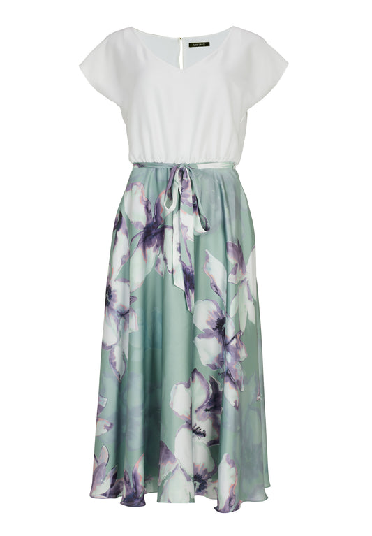 Blusiges Kleid aus nachhaltigem Satinchiffon