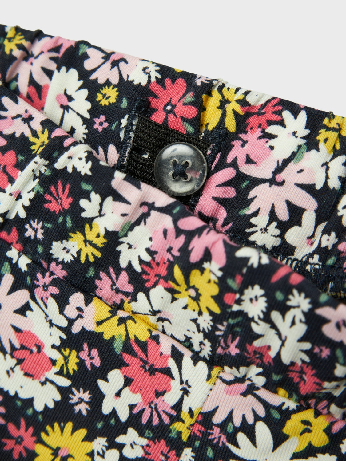 NMFDAFFODIL SHORTS